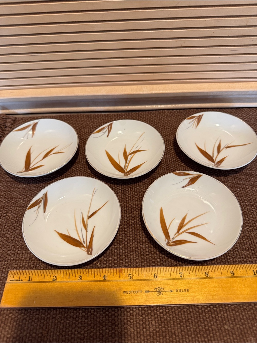 White Ceramic Dessert Bowls with Brown Leaf Motif - Set of 5